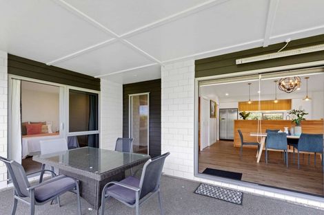 Photo of property in 16 Kilsby Place, Levin, 5510