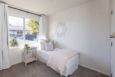 Photo of property in 2 Cabot Place, Flaxmere, Hastings, 4120