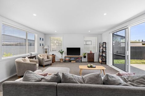 Photo of property in 127a Taradale Road, Onekawa, Napier, 4110