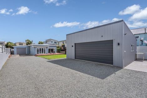 Photo of property in 116 Seaview Road, Paraparaumu Beach, Paraparaumu, 5032