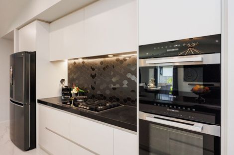 Photo of property in 9 Ivy Lane, Kelvin Grove, Palmerston North, 4414