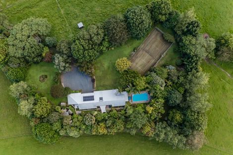 Photo of property in 49 Riddell Road, Kerikeri, 0230