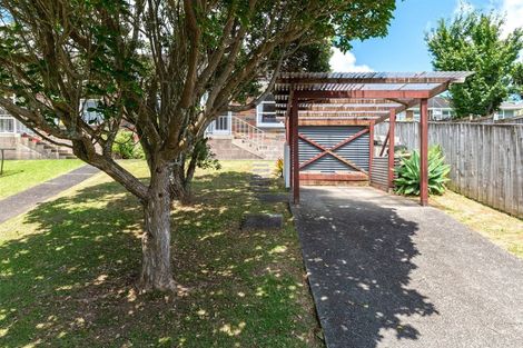 Photo of property in 2/11 Lenihan Street, Northcote, Auckland, 0627
