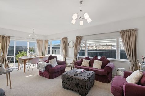 Photo of property in 1/467 Ilam Road, Bryndwr, Christchurch, 8052