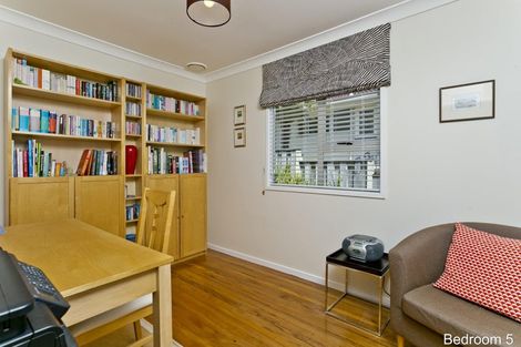 Photo of property in 49 Weatherly Road, Torbay, Auckland, 0630
