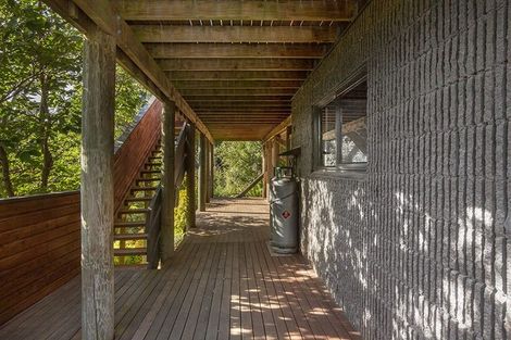 Photo of property in 4a Foxfield Lane, Westmorland, Christchurch, 8025