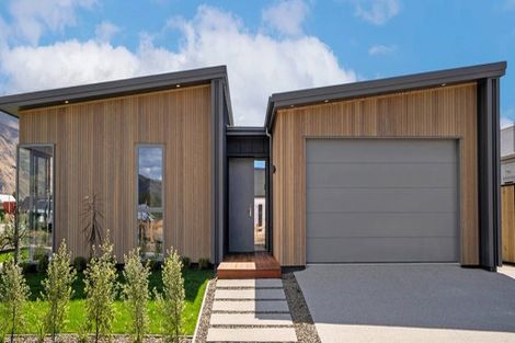 Photo of property in 86 Northlake Drive, Wanaka, 9305