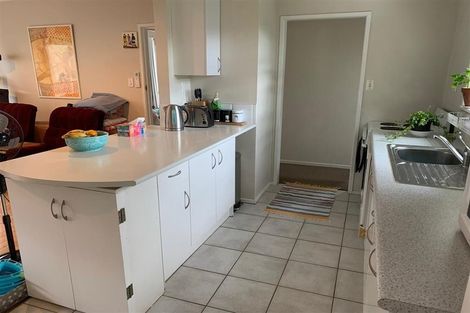 Photo of property in 4 Beeche Place, Birkdale, Auckland, 0626