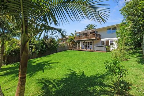 Photo of property in 860 Beach Road, Waiake, Auckland, 0630