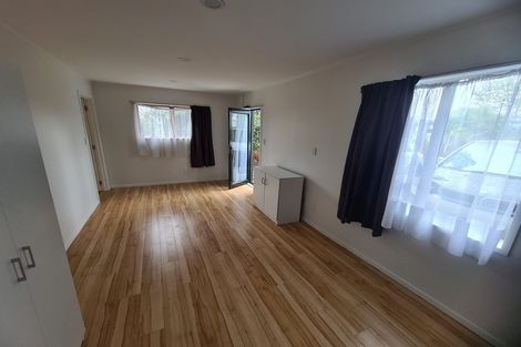 Photo of property in 18 Keegan Drive, Massey, Auckland, 0614