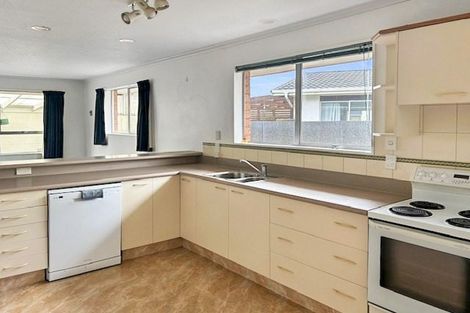 Photo of property in 22 Bucknell Street, Sockburn, Christchurch, 8042