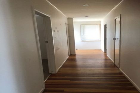 Photo of property in 3 Waverley Avenue, Glenfield, Auckland, 0629