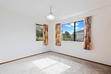 Photo of property in 76 Powrie Street, Glenfield, Auckland, 0629