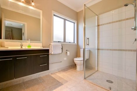 Photo of property in 18 Pania Place, Poraiti, Napier, 4112