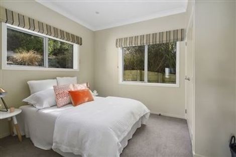 Photo of property in 43 Pendennis Point, Camborne, Porirua, 5026