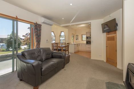 Photo of property in 22 Tenby Street, Wanaka, 9305