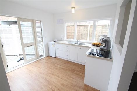 Photo of property in 8 Boyd Avenue, Mangere Bridge, Auckland, 2022