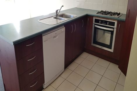 Photo of property in 4/3 Orwell Road, Greenhithe, Auckland, 0632