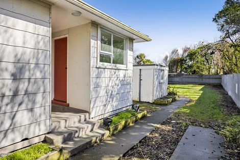 Photo of property in 18 Acourt Street, Hawera, 4610