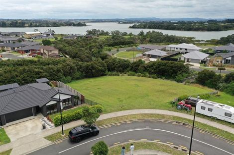 Photo of property in 8 Wheriko Avenue, Glenbrook, 2681