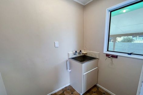 Photo of property in 87 Apollo Parade, Milson, Palmerston North, 4414