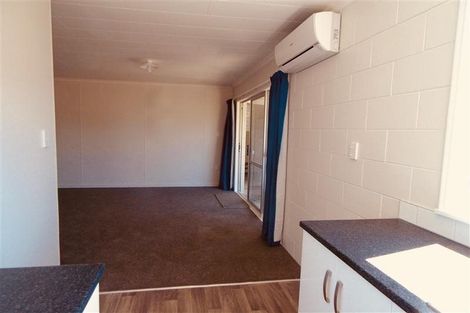 Photo of property in 71 Govett Avenue, Frankleigh Park, New Plymouth, 4310