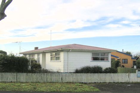 Photo of property in 71 Campbell Street, Frankton, Hamilton, 3204