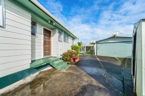 Photo of property in 7 Lipton Grove, Opaheke, Papakura, 2113
