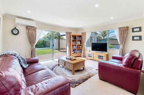 Photo of property in 11 Checkerberry Court, Henderson, Auckland, 0612