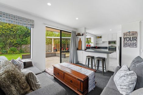 Photo of property in 21a Kinross Drive, Merrilands, New Plymouth, 4312