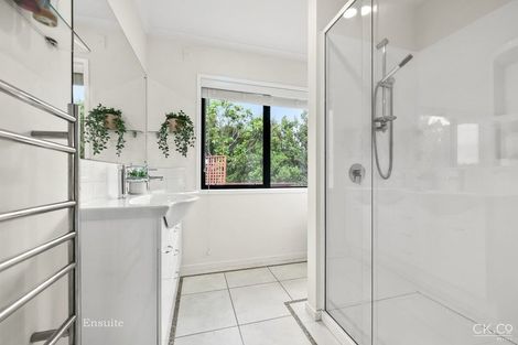 Photo of property in 3 Streets Way, Timberlea, Upper Hutt, 5018