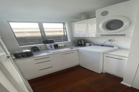 Photo of property in 4 Oriental Street, Petone, Lower Hutt, 5012