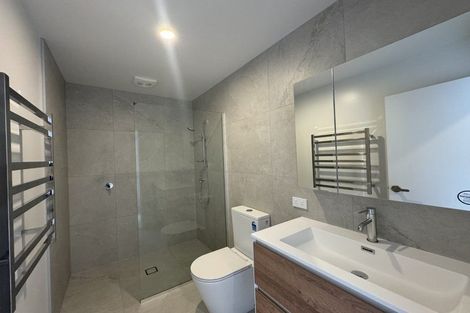 Photo of property in 4/39 Archers Road, Hillcrest, Auckland, 0629