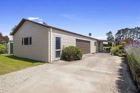 Photo of property in 32 Arthur Road, Paraite, New Plymouth, 4373