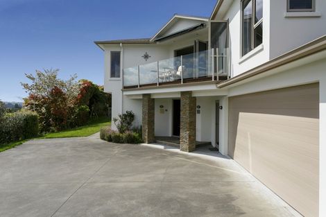 Photo of property in 1/13 Scenic Heights, Acacia Bay, Taupo, 3330