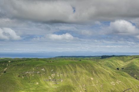 Photo of property in 1447 Ridgemount Road, Tutira, Napier, 4188