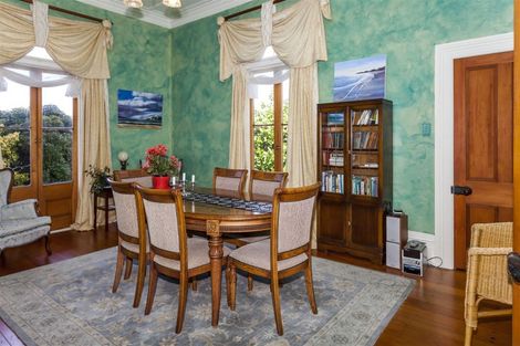 Photo of property in 300 Queen Sh25 Street, Thames, 3500