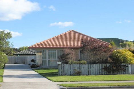 Photo of property in 660 Gloucester Road, Papamoa Beach, Papamoa, 3118