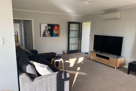 Photo of property in 9 English Street, St Andrews, Hamilton, 3200