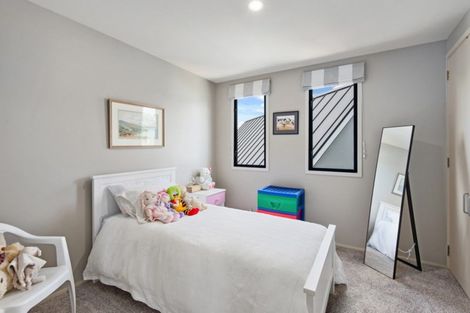 Photo of property in 8 Springvale Gardens, Harewood, Christchurch, 8051