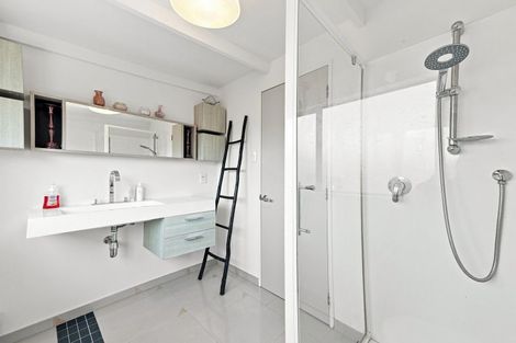 Photo of property in 56 Glenross Street, Glenross, Dunedin, 9011