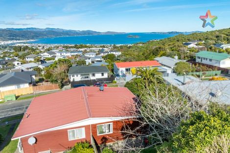 Photo of property in 22b Acacia Avenue, Maungaraki, Lower Hutt, 5010