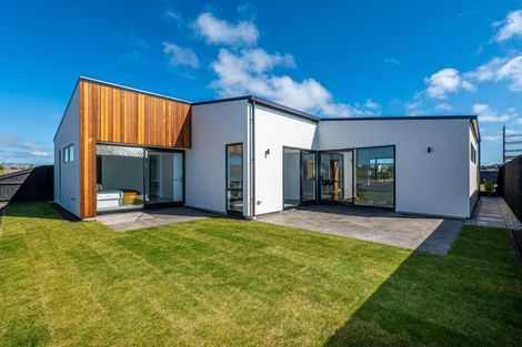 Photo of property in 77 Katrine Drive, Burwood, Christchurch, 8083