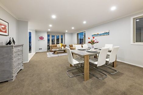Photo of property in 32 Kauri Heart Avenue, Takanini, 2112