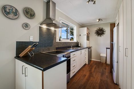 Photo of property in 1 Ash Grove, Ranui, Porirua, 5024