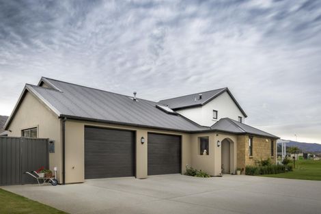 Photo of property in 1 Ash Lane, Cromwell, 9310