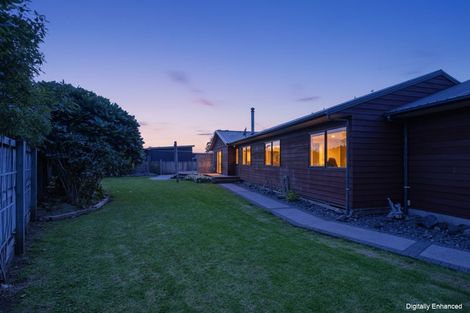 Photo of property in 18 Jacaranda Drive, Whitianga, 3510