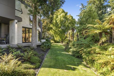 Photo of property in 100 Glandovey Road, Fendalton, Christchurch, 8052