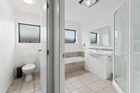 Photo of property in 13c Nelson Street, Papakura, 2110