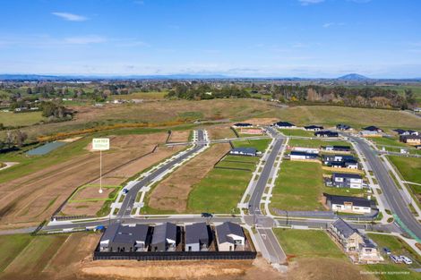 Photo of property in 3 Lumino Terrace, Peacocke, 3206